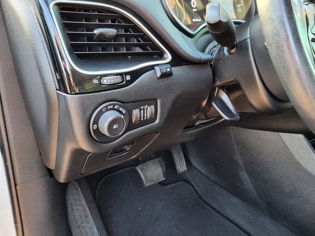 2019 Jeep Cherokee Altitude