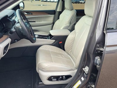 2022 Jeep Grand Cherokee Summit