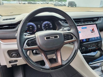 2022 Jeep Grand Cherokee Summit