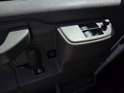 2020 Chevrolet Express Passenger 3500 1LT