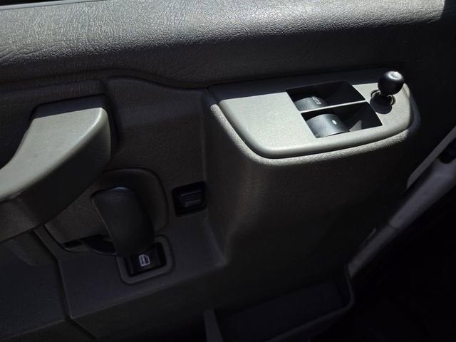 2020 Chevrolet Express Passenger 3500 1LT