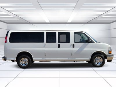 2020 Chevrolet Express Passenger 3500 1LT