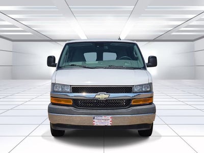 2020 Chevrolet Express Passenger 3500 1LT