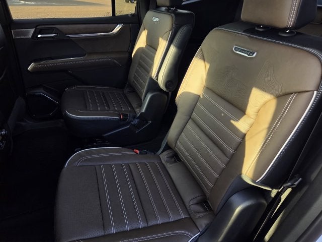 2027 GMC Acadia Denali Ultimate