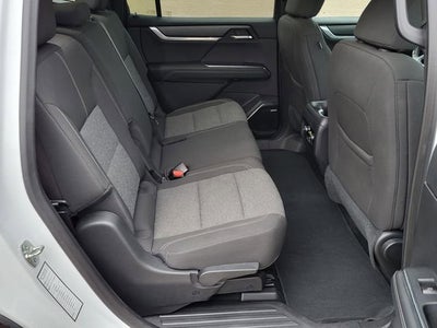 2025 GMC Acadia Elevation