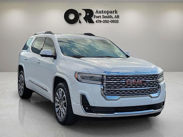 2022 GMC Acadia Denali