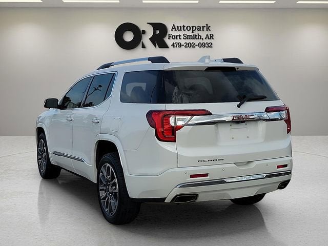 2022 GMC Acadia Denali