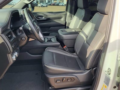 2023 GMC Yukon XL SLT