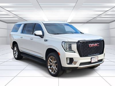 2023 GMC Yukon XL SLT