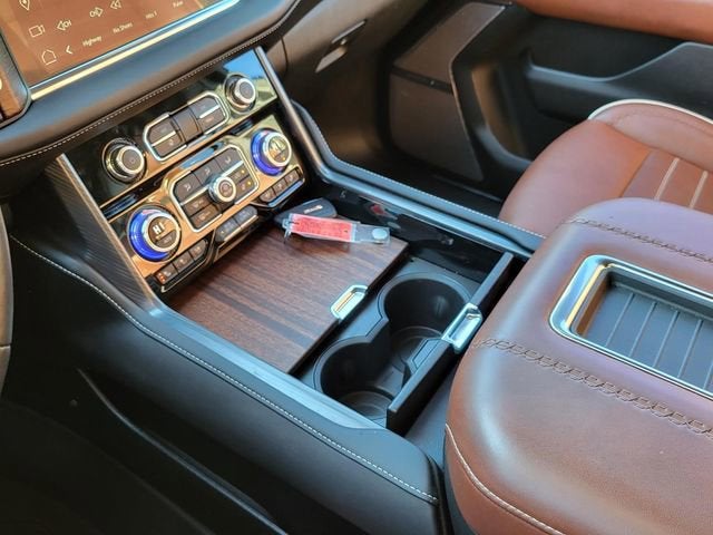 2024 GMC Yukon Denali Ultimate