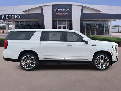 2026 GMC Yukon XL Elevation