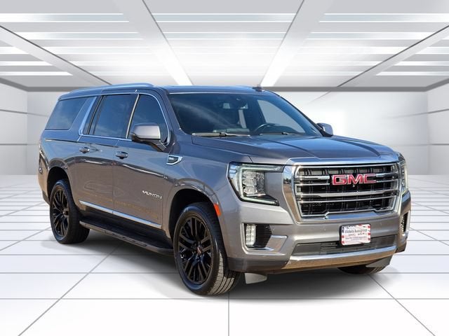 2022 GMC Yukon XL SLT