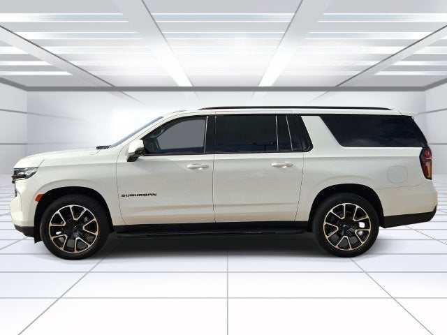2023 Chevrolet Suburban RST