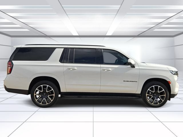 2023 Chevrolet Suburban RST
