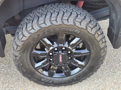 2025 GMC Sierra 2500 HD AT4