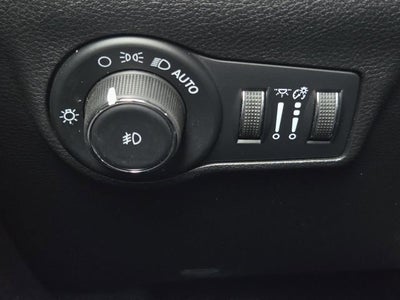 2023 Jeep Compass (RED) Edition