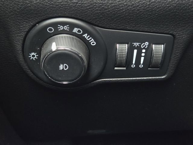 2023 Jeep Compass (RED) Edition