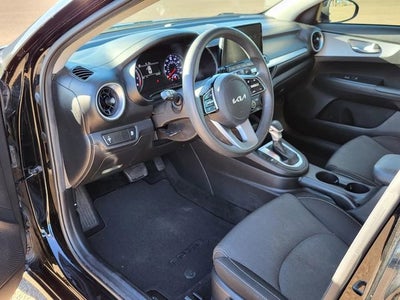 2023 Kia Forte LX