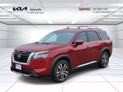 2023 Nissan Pathfinder Platinum