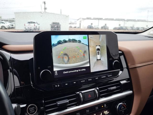 2023 Nissan Pathfinder Platinum