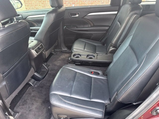 2018 Toyota Highlander SE