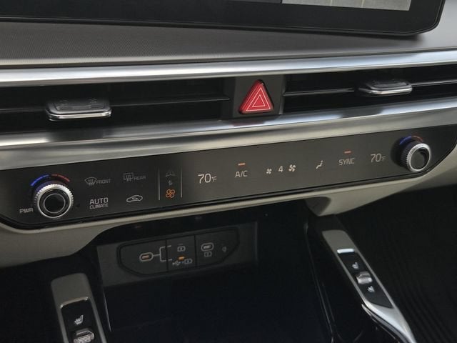 2025 Kia Sorento SX