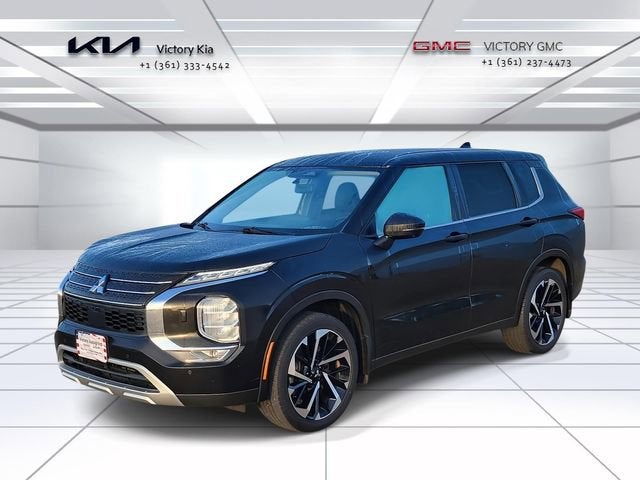 2023 Mitsubishi Outlander SE