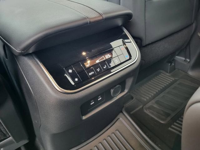 2025 Nissan Armada SL