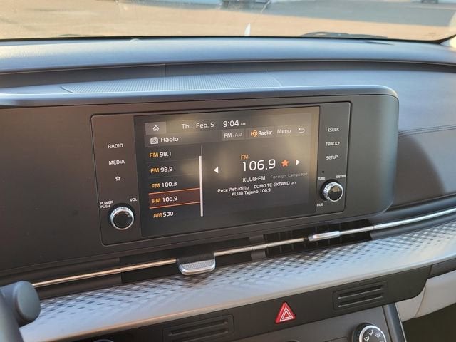 2024 Kia Carnival LX